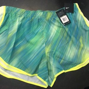 Nike running Shorts with drawstring NWTS $35
